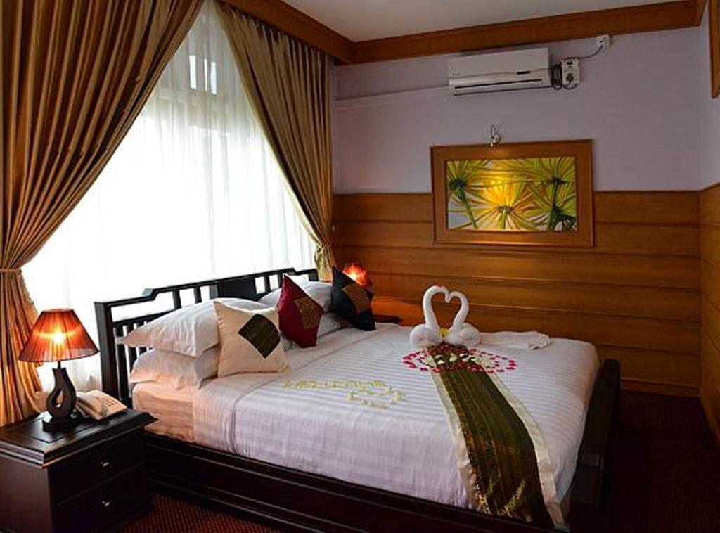 Shwe Kyun Hotel Taunggyi Exterior photo
